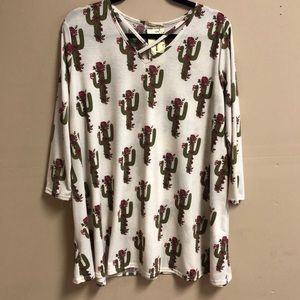 Cactus print raglan shirt